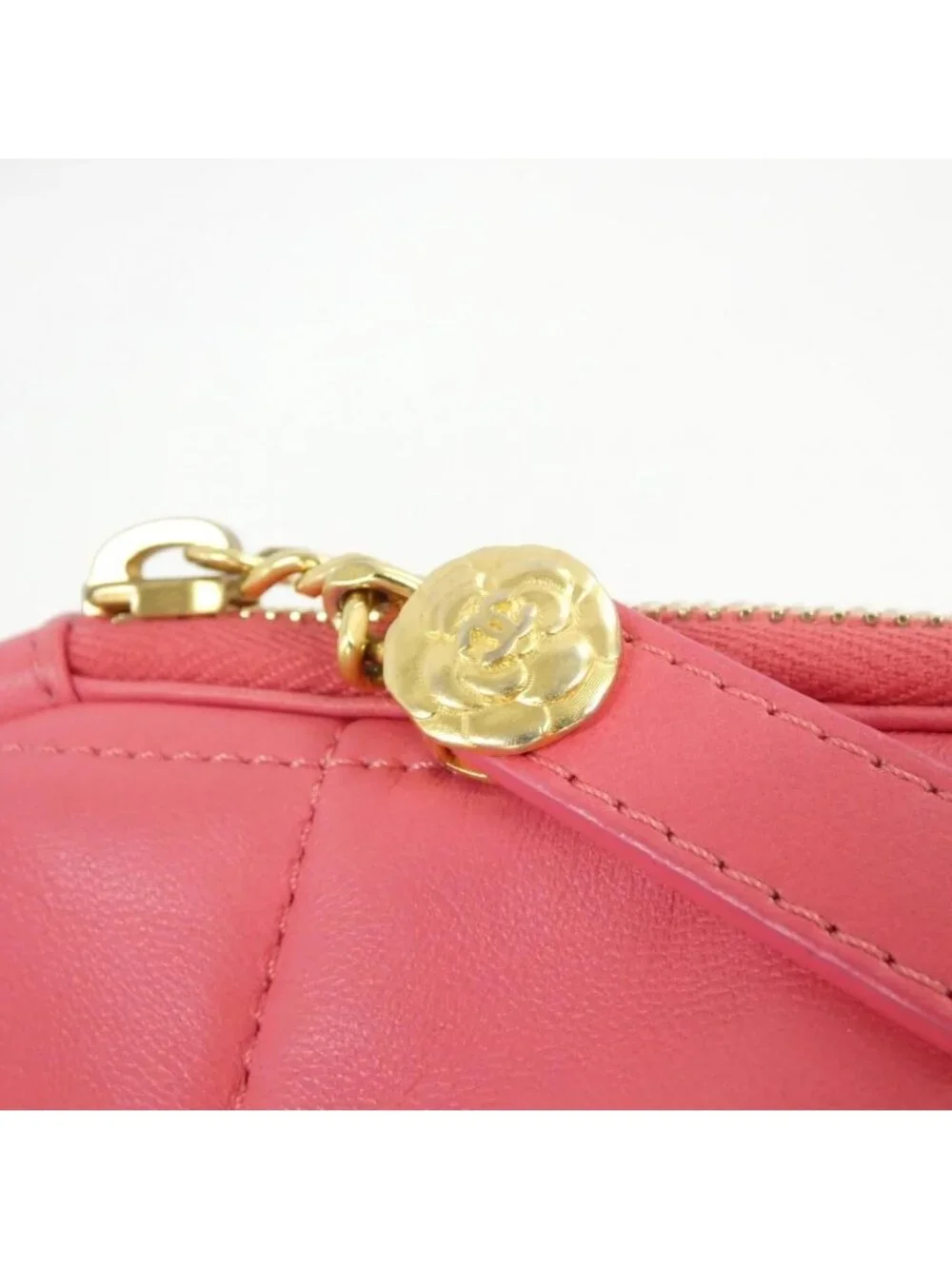 Chanel Shoulder Bag Pink